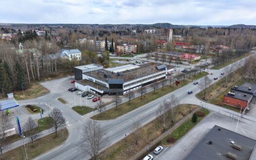 Toimisto- ja varastotilaa Hämeenlinnassa